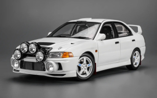 Mitsubishi Lancer EVO IV GSR Base Rally 1999 1:18 Motorhelix