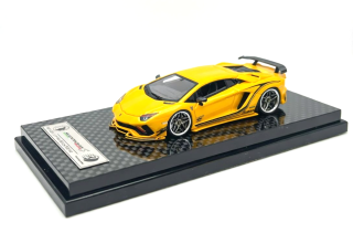 Lamborghini Aventador S Rowen iridescence yellow 1:64 Rotating Wheel