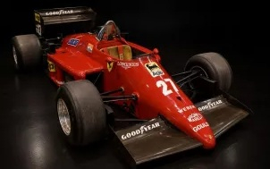 Ferrari F1 156-85 #27 M.Alboreto 2nd British GP 1985 with Pilot Figure 1:18 GP Replicas