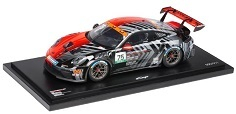Porsche 911 Cup 992.2 #75 Carrera Cup Germany 1:18 Porsche Dealer edition