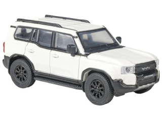 Toyota Land Cruiser 2024 white 1:24 Maisto