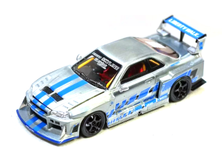 Nissan ER34 Skyline Zamac silver/blue 1:64 Street Weapon