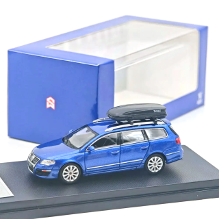 Volkswagen R36 Wagon blue 1:64 Street Weapon