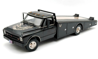 Chevrolet C-30 Ramp Truck Car Transporter Bandit-1 1967 black 1:18 Acme Diecast