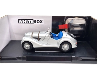 BMW 328 Roadster 1:18 WhiteBox