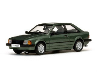 Ford Escort MK3 GL Saloon 1981 forest green 1:18 Sun Star