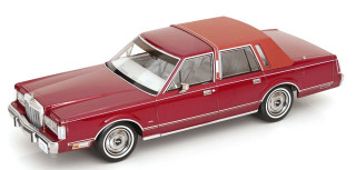 Lincoln Town Car *Point Break* 1985 red metallic 1:18 KK Scale