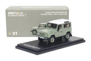Land Rover Defender 90 2015 Heritage Edition green 1:64 Almost Real