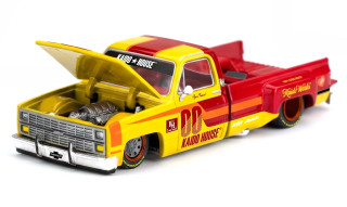 Chevrolet Silverado Dually 1980 Kaido Racing Team V1 yellow/red 1:64 Mini GT