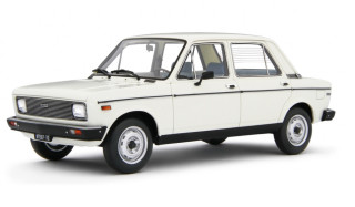 Fiat 128 1100 CL 1976 white 1:18 Laudoracing Model