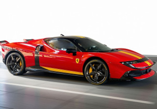 Ferrari 849 Testarossa Assetto Fiorano Rosso Corsa with giallo Modena stripes 1:18 B.B.R.