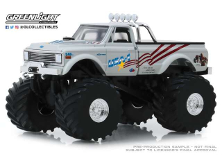 Chevrolet K-10 Monster Truck USA 66-Inch Tires 1970 white 1:43 Greenlight