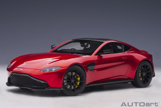 Aston Martin Vantage 2019 hyper red 1:18 AUTOart