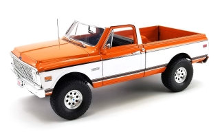 Chevrolet C10 4x4 1972 orange/white 1:18 Acme Diecast