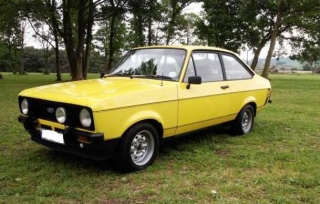 Ford Escort MKII Sport 1975 yellow 1:18 Sun Star