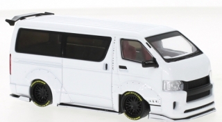 Toyota Hiace Widebody 2018 white metallic 1:43 Ixo Models