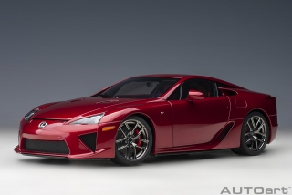 Lexus LFA 2010 pearl red 1:18 AUTOart