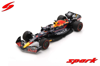 Oracle Red Bull Racing RB18 #1 M.Verstappen Winner Dutch GP 2022 30th Career Win 1:18 Spark Models