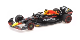 Oracle Red Bull Racing RB18 #1 M.Verstappen Winner Hungarian GP 2022 1:43 Minichamps