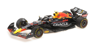 Oracle Red Bull Racing RB18 #11 S.Perez Winner Singapore GP 2022 1:18 Minichamps 