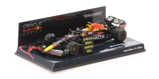 Oracle Red Bull Racing RB18 #1 M.Verstappen Winner Japanese GP 2022 with Pitboard World Champion 2022 1:43 Minichamps