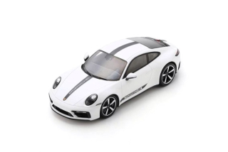 Porsche 911 Carrera 4S 2019 white 1:18 Schuco