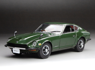 Datsun 240 Z Coupe 1972 green 1:18 Sun Star
