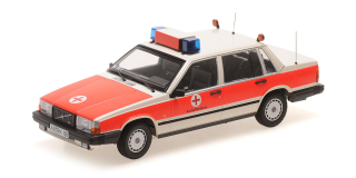 Volvo 740 GL 1986 DRK Aschaffenburg 1:18 Minichamps 