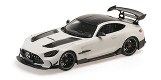 Mercedes-AMG GT Black Series 2020 white metallic 1:18 Minichamps 