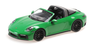 Porsche 911 992 Targa 4 GTS 2021 green 1:18 Minichamps 