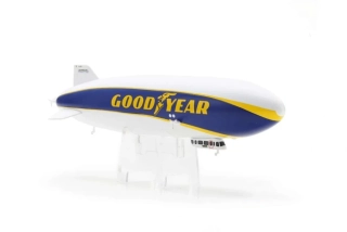Goodyear Blimp 1:400 Spark