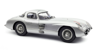 Mercedes-Benz 300 SLR Coupe #T1 RAC Tourist Trophy 1955 1:18 CMC