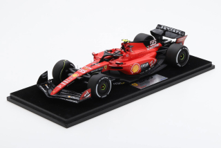Scuderia Ferrari SF23 #55 C.Sainz Winner Singapore GP 2023 1:18 Look Smart