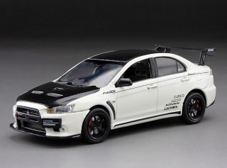Mitsubishi Lancer Evolution X white metallic 1:43 Vitesse