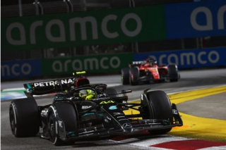 Mercedes-AMG Petronas F1 Team F1 W14 E Performance #44 L.Hamilton 3rd Singapore GP 2023 1:43 Minichamps