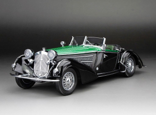 Horch 855 Special Roadster 1939 black/dark green 1:18 Sun Star