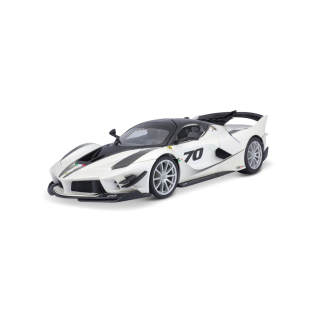 Ferrari FXX-K EVO #70 2018 white 1:18 Bburago